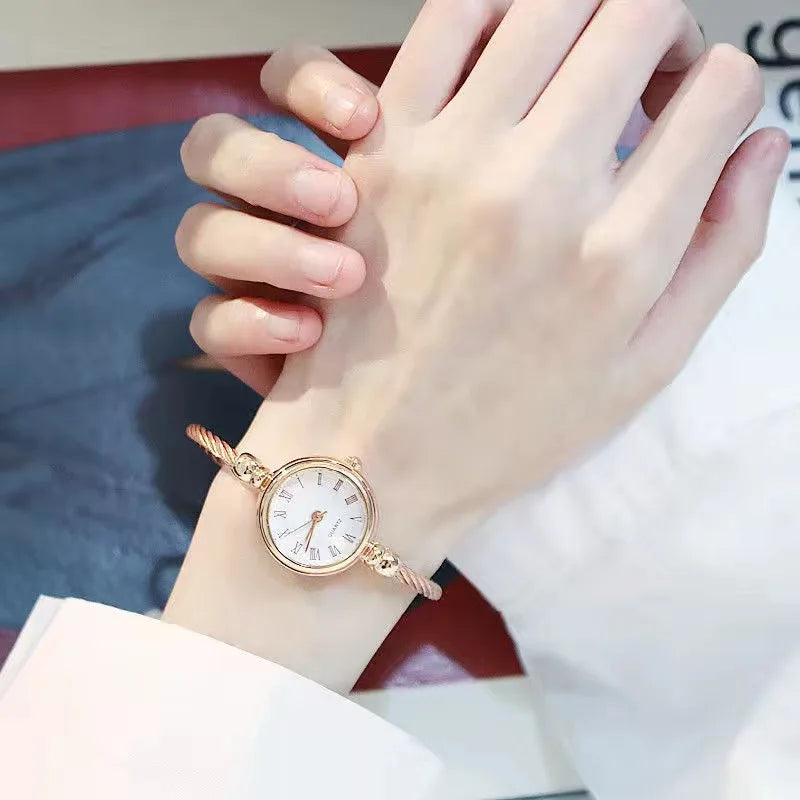 YIKAZE Women Watches Small Gold Bangle Bracelet Watch Stainless Steel Retro Ladies Quartz Wristwatch Clock Fashion Dress Watch